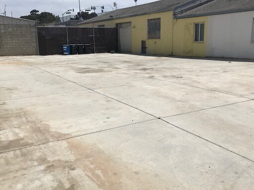 More Photos Of 909 N Amphlett Blvd, San Mateo Warehouse For Lease
