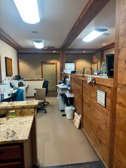 More Photos Of 960 Highway 352, Mesquite Medical For Sale