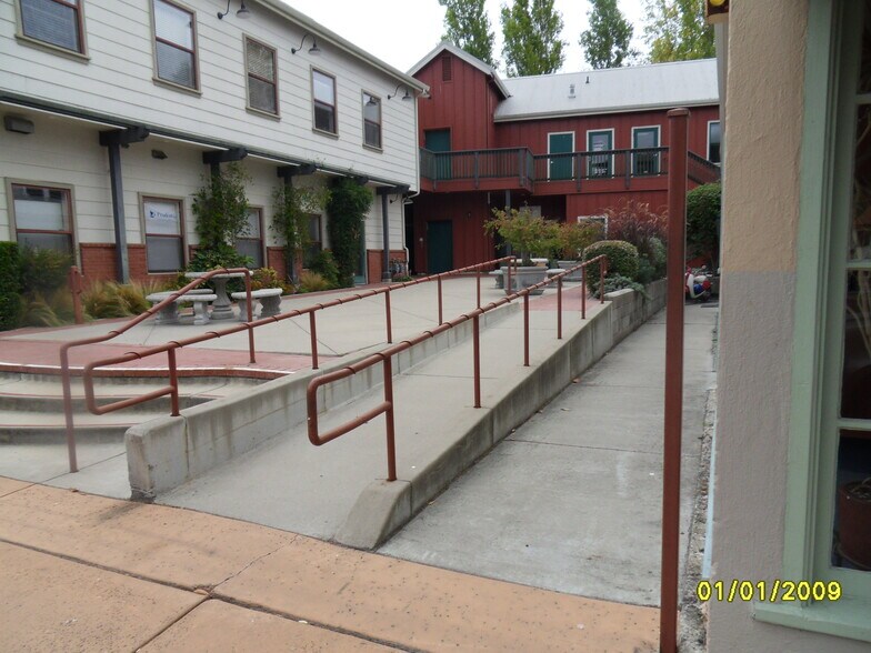 More Photos Of 583 Dana St, San Luis Obispo Freestanding For Lease