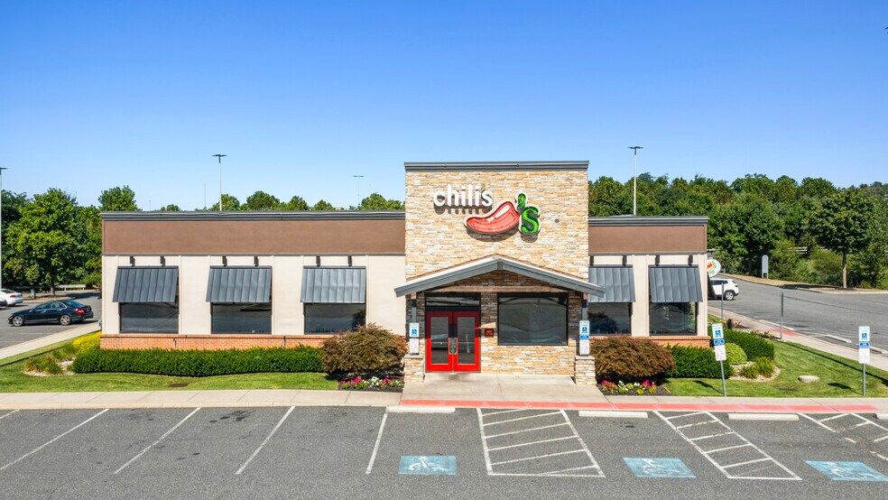 More Photos Of 210 Upland Square Dr, Pottstown Storefront Retail Office For Sale