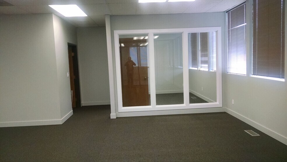 More Photos Of 9123 SE St Helens St, Clackamas Office For Lease