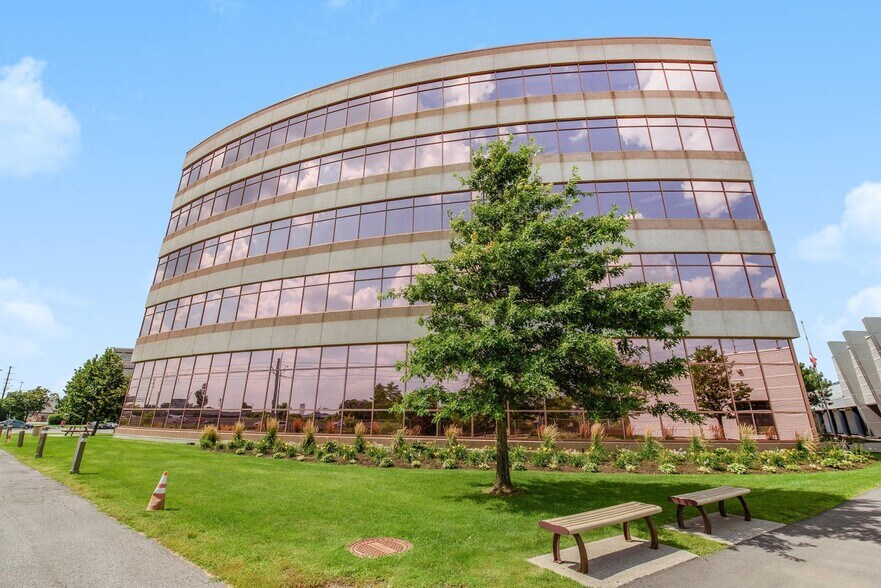 More Photos Of 1223 Michael St, Gloucester Office For Lease