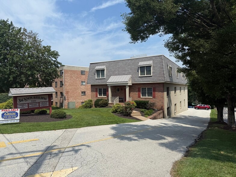 Primary Photo Of 3415 West Chester Pike, Newtown Square Office For Lease