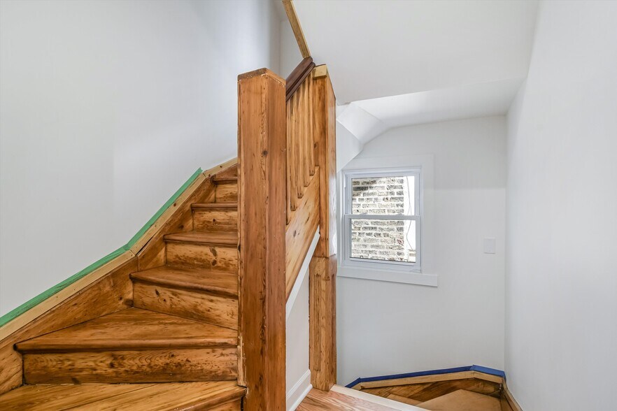 More Photos Of 2617 W Fullerton Ave, Chicago Storefront Retail Residential For Sale