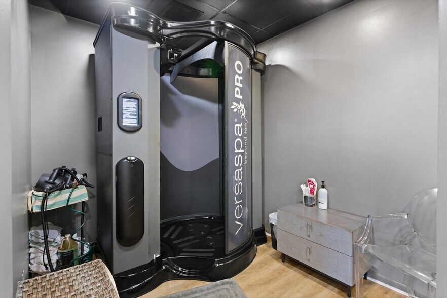 More Photos Of 100-126 Island Professional Park, Saint Simons Island Office For Sale