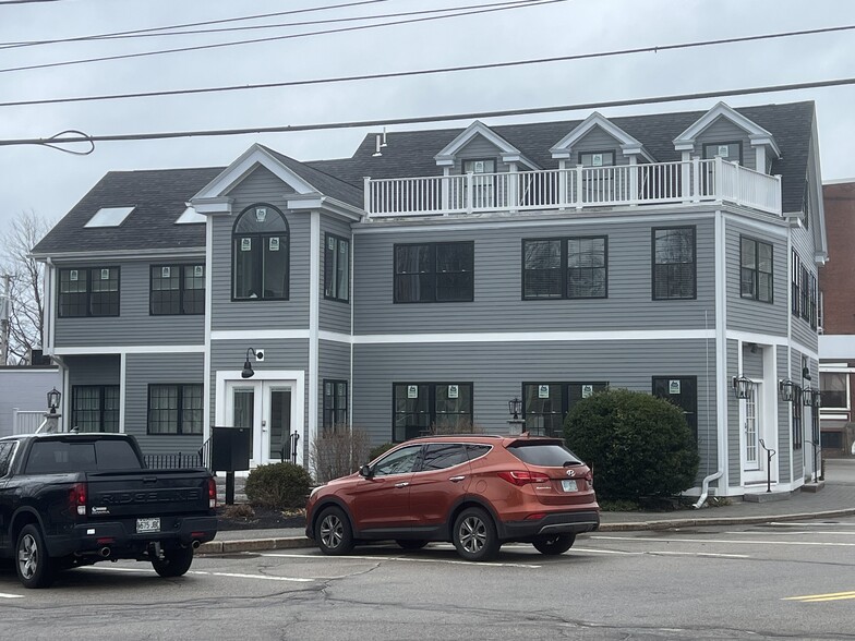 More Photos Of 226 York St, York Office For Lease