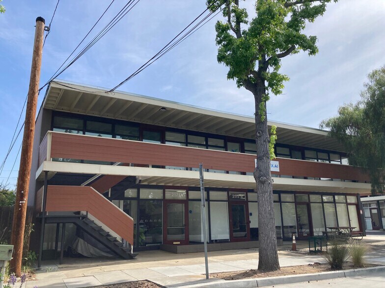 More Photos Of 2181 Park Blvd, Palo Alto Office For Lease