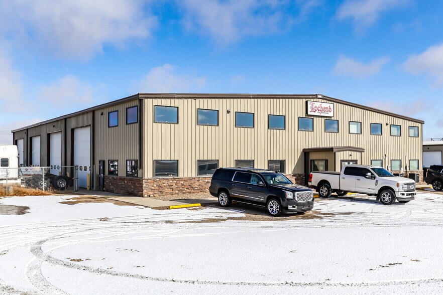 More Photos Of 14472 Commerce Park Blvd, Williston Warehouse For Sale