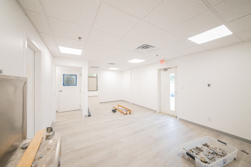 More Photos Of 485 Old Symsonia Rd, Benton Food Processing For Lease