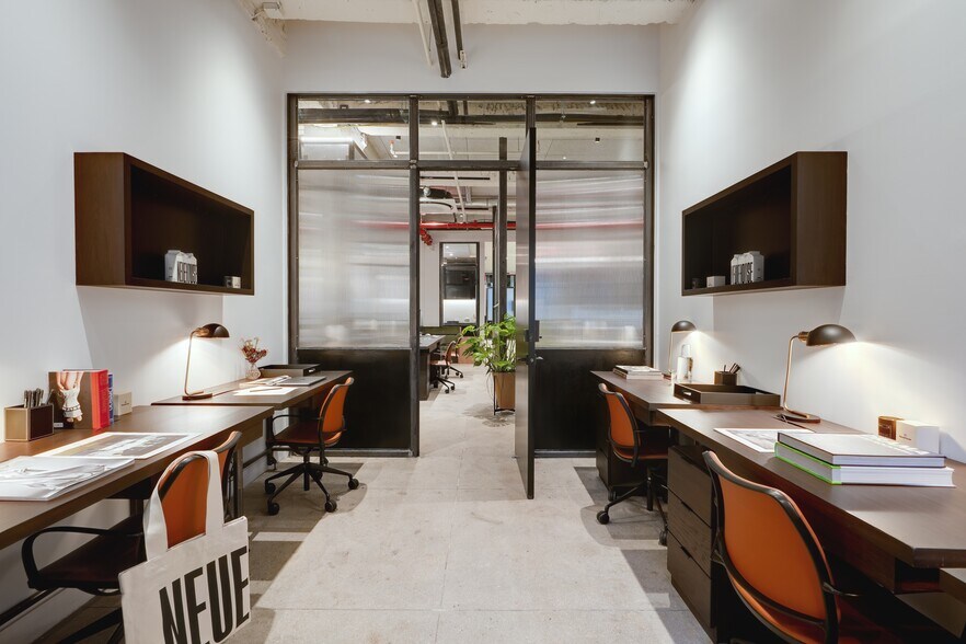 More Photos Of 104 E 25th St, New York Coworking Space