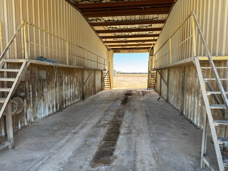 More Photos Of 498 US Hwy 180, Seminole Industrial For Sale