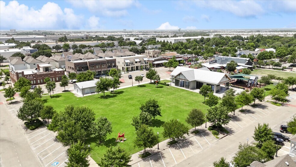 More Photos Of 767 W Main St, Coppell Storefront Retail Office For Sale