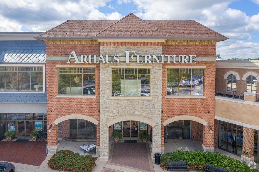 More Photos Of 3051 Butterfield Rd, Oak Brook Unknown For Lease