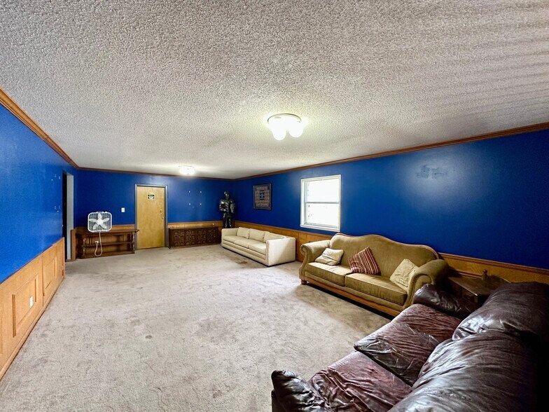 More Photos Of 1001 S Davis St, Kirksville Sorority Fraternity House For Sale