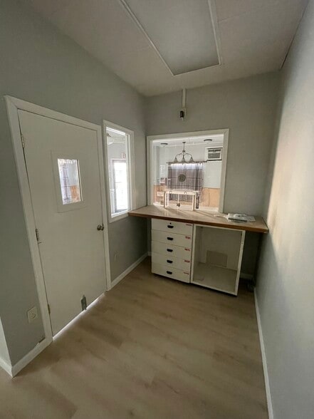 More Photos Of 2660 Lefevre St, Philadelphia General Retail For Lease