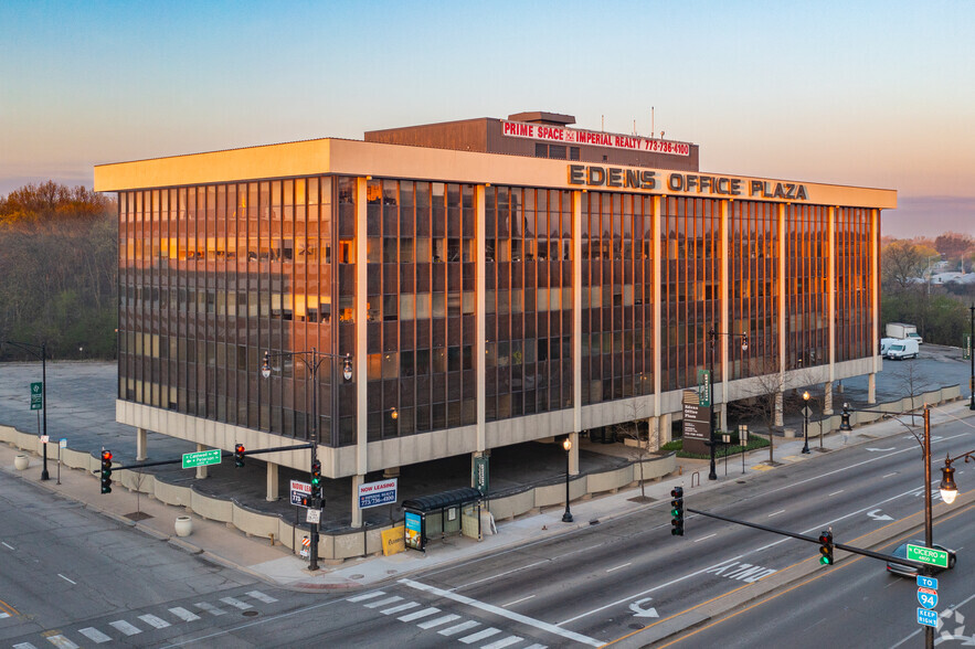 Primary Photo Of 4801 W Peterson Ave, Chicago Medical For Lease