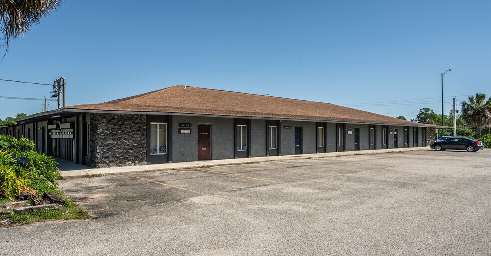 More Photos Of 800 S Nova Rd, Ormond Beach Medical For Lease