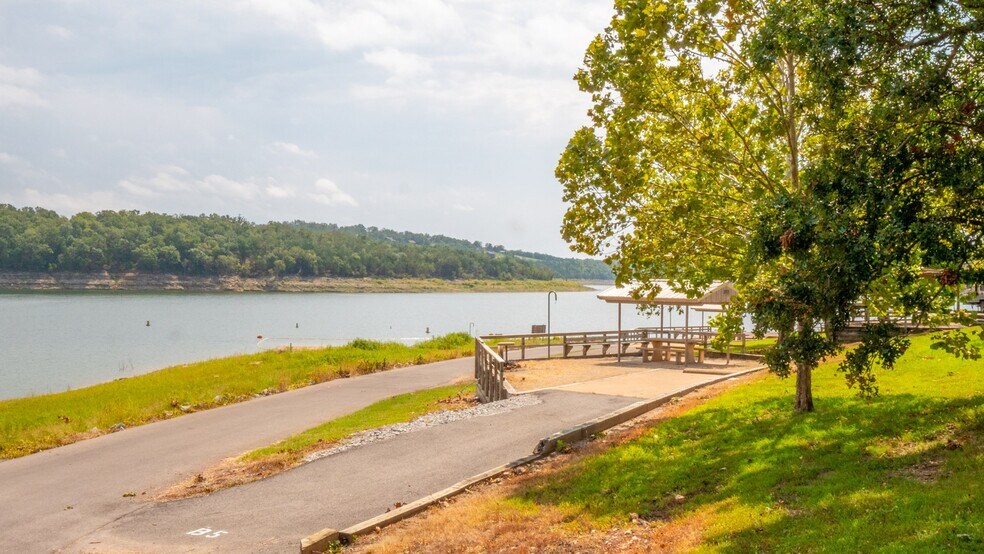 More Photos Of 509 LB Cook Memorial Dr, Theodosia Hotel For Sale