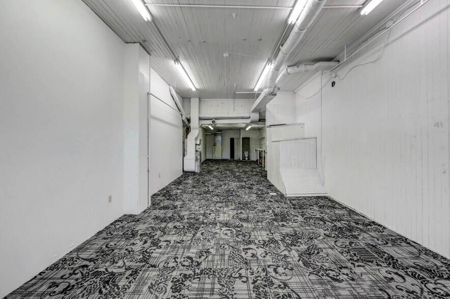 More Photos Of 535 Green Ridge St, Scranton Storefront Retail Residential For Sale