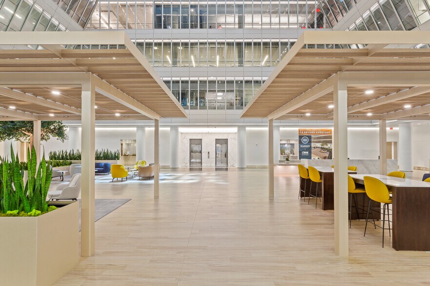 More Photos Of 1299 Pennsylvania Ave NW, Washington Office For Sale