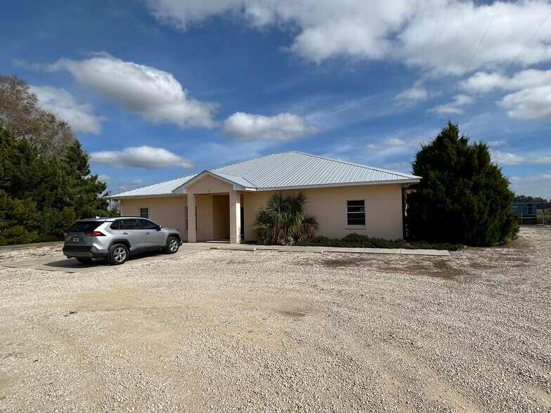 More Photos Of 7891 US Highway 17 S, Zolfo Springs Office For Sale