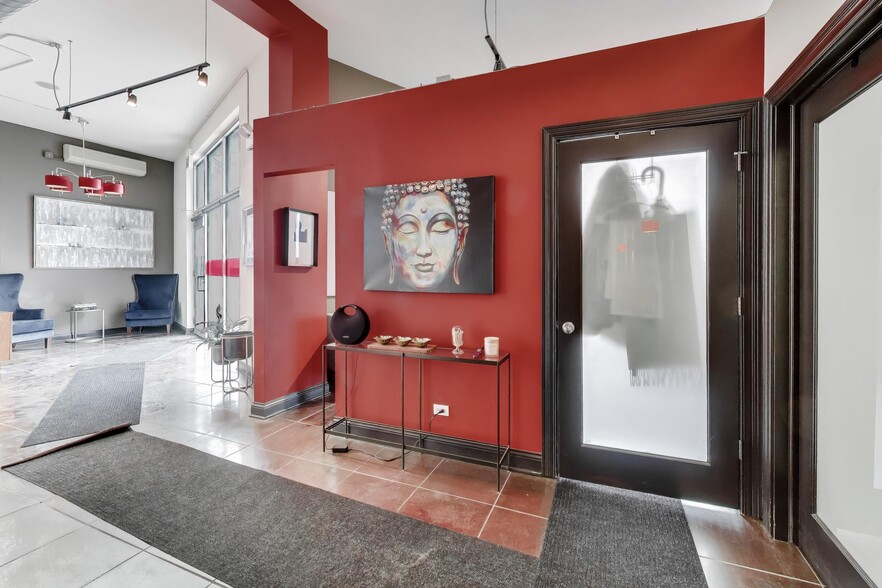 More Photos Of 1636 N Bosworth Ave, Chicago Apartments For Sale