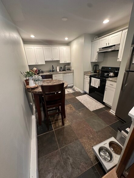 More Photos Of 51 Pearl St, Guilford Apartments For Sale