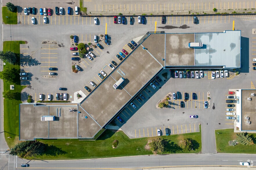 More Photos Of 2635 37th Ave NE, Calgary Office For Lease