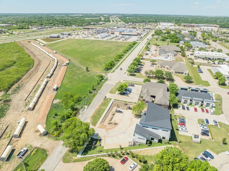 More Photos Of 120 Mitchell rd, Mansfield Medical For Lease