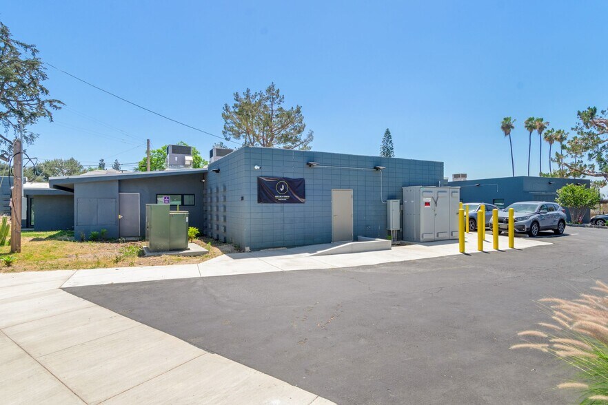 More Photos Of 1269 N Park Ave, Pomona Office Residential For Sale