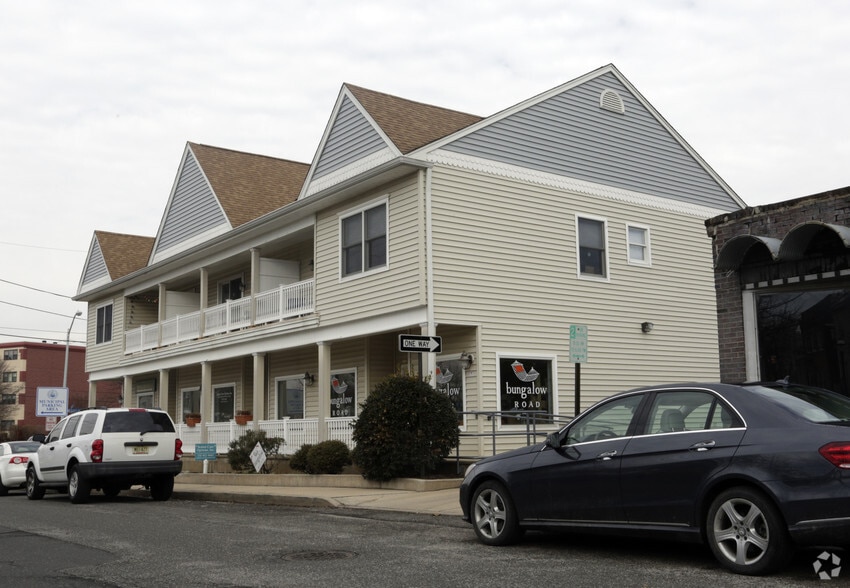 Primary Photo Of 20 Center Ave, Atlantic Highlands Office Residential For Lease