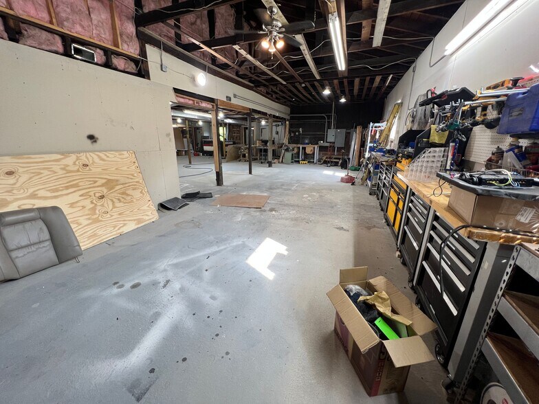 More Photos Of 13686 Richmond Tappahannock Hwy, Saint Stephens Church Research And Development For Sale