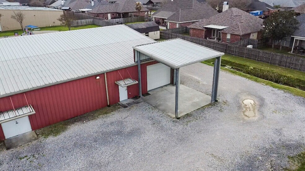 More Photos Of 312 Westgate Rd, Scott Warehouse For Sale