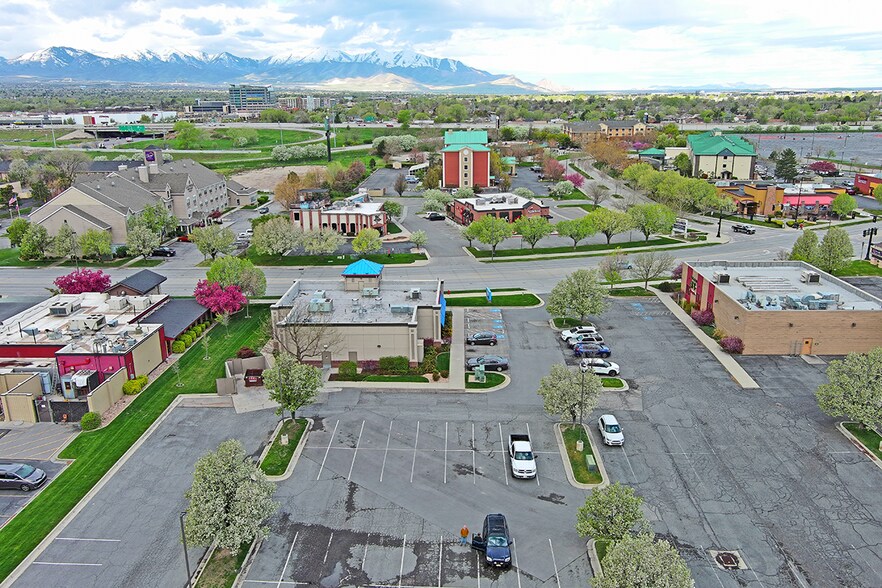 More Photos Of 3383 Decker Lake Dr, Salt Lake City General Retail For Sale