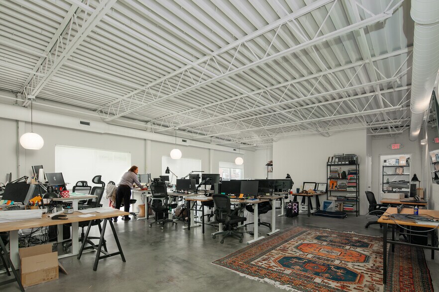 More Photos Of 169-171 N Limestone, Lexington Loft Creative Space For Sale