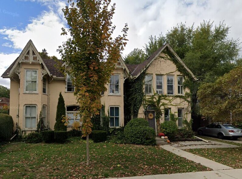 Primary Photo Of 34 Oak St, Cambridge Apartments For Sale