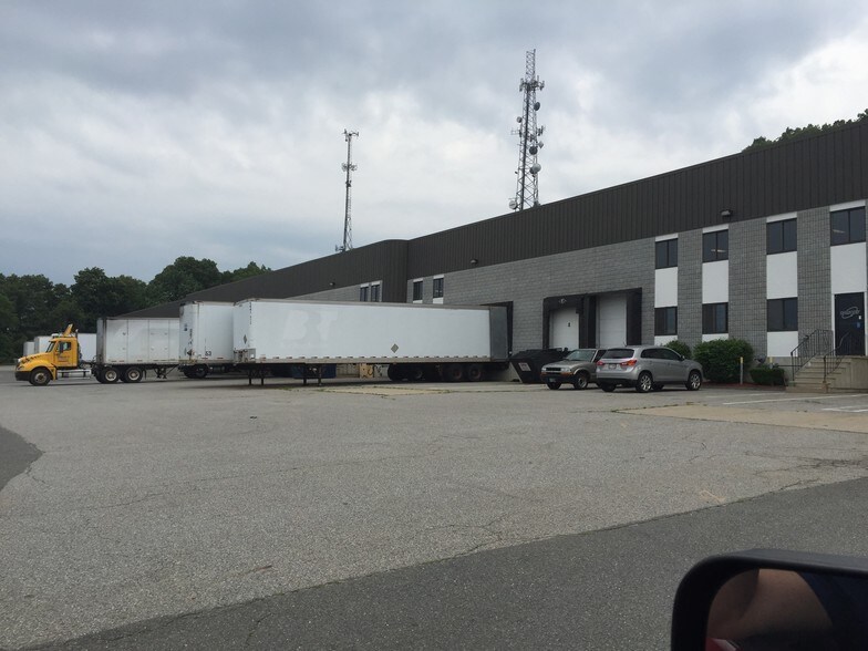 More Photos Of 183 Ferry Rd, Haverhill Warehouse For Lease