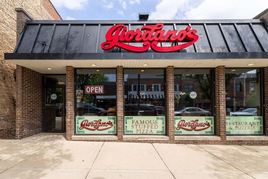 Primary Photo Of 5115 Main St, Downers Grove Restaurant For Lease