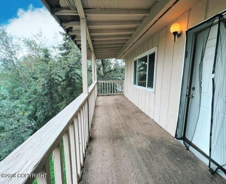 More Photos Of 513 E 15th Ter, Anchorage Apartments For Sale