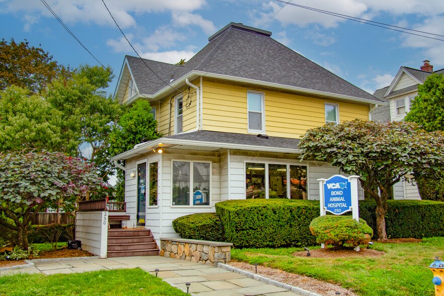 Primary Photo Of 250 Central Ave, White Plains Freestanding For Sale