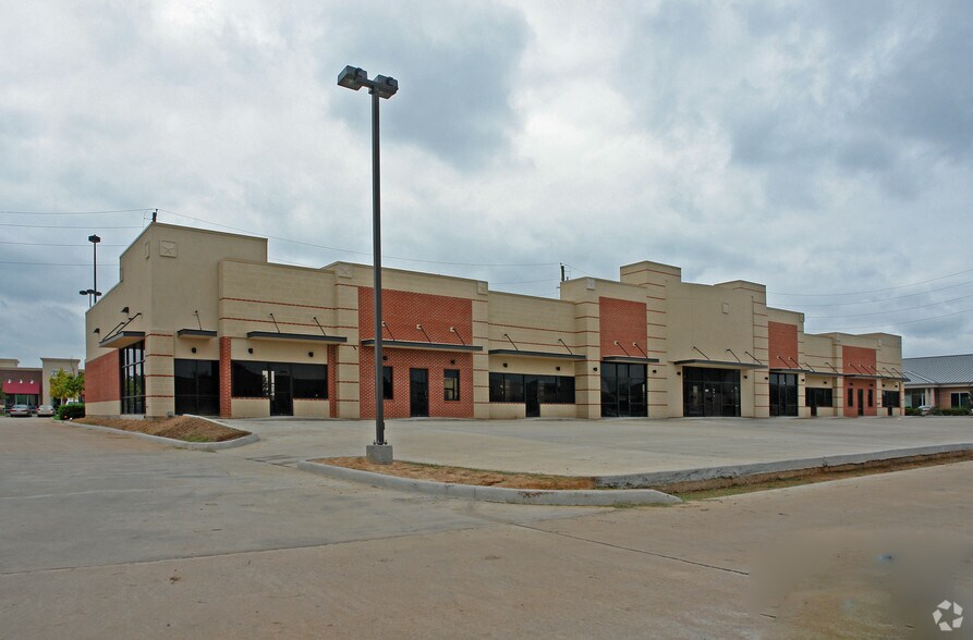 More Photos Of 1403 Highway 6, Sugar Land Medical For Lease