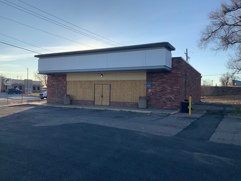 More Photos Of 1011 37th St, Evans Convenience Store For Sale