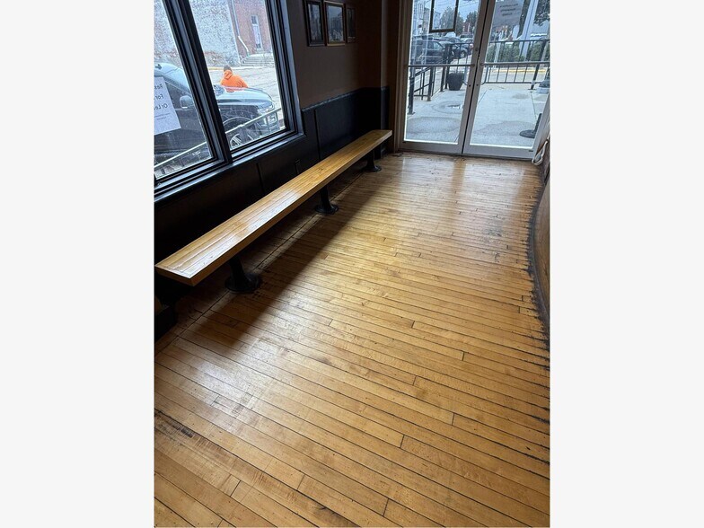 More Photos Of 801 Sixth St, Mendota Storefront Retail Residential For Sale