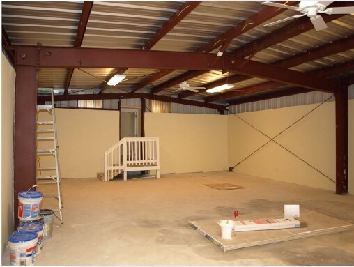 More Photos Of 2433 Ventura Pl, Smyrna Flex For Sale