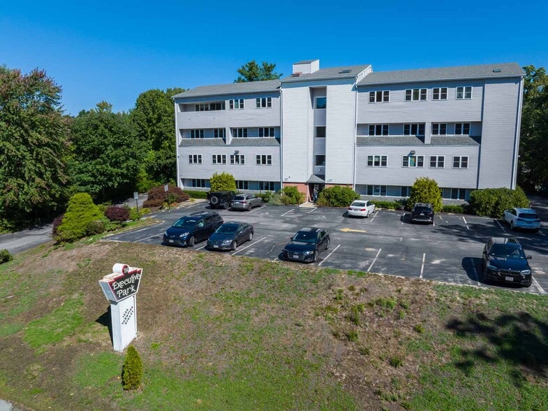 More Photos Of 1538 Turnpike St, North Andover Medical For Sale