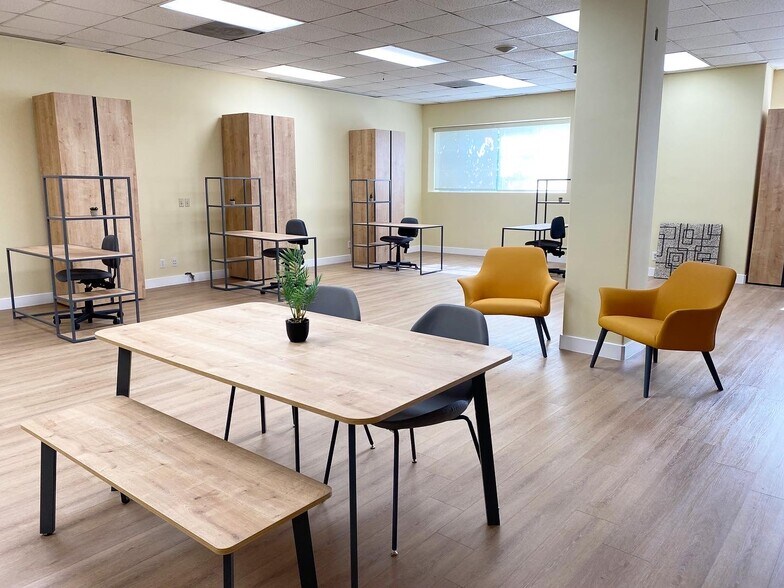 Primary Photo Of 2677 Zoe Ave, Huntington Park Loft Creative Space For Lease