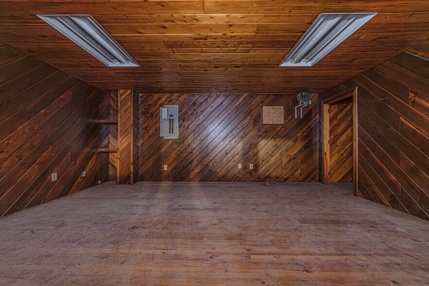 More Photos Of , Marion Unknown For Sale