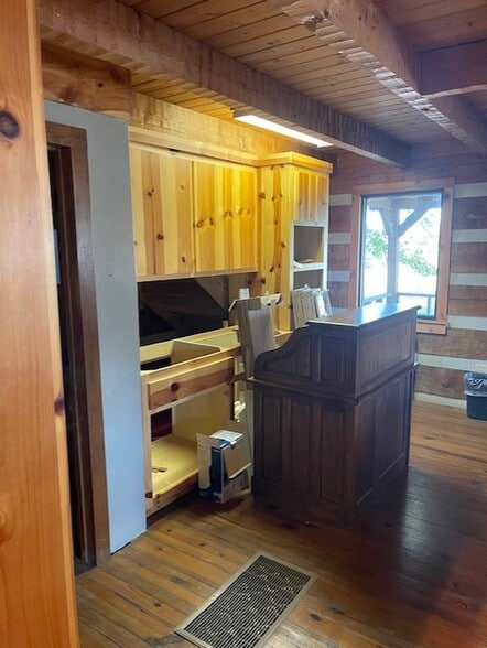 More Photos Of 601 W Oakland St, Broken Arrow Office Residential For Sale