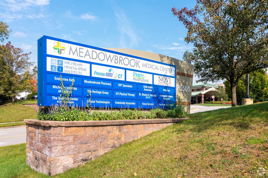 More Photos Of 25500 Meadowbrook Rd, Novi Medical For Lease