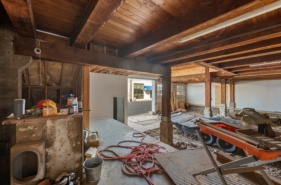 More Photos Of 316 Front St, Medford Specialty For Sale